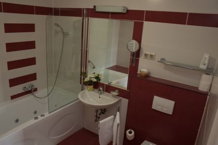 Calimbra Wellness Hotel 4* schönes Badezimmer in Miskolctapolca