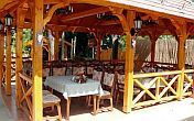 Terrasse von Forster Jagdschloss 15 km entfernt von Budapest, in einer ruhiger Atmosphäre