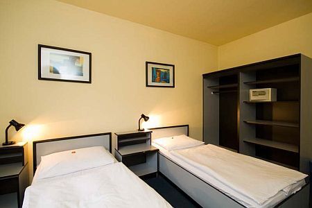 Preisgünstiges Hotelzimmer im Hotel Thomas in Budapest, unweit von Mester Straße