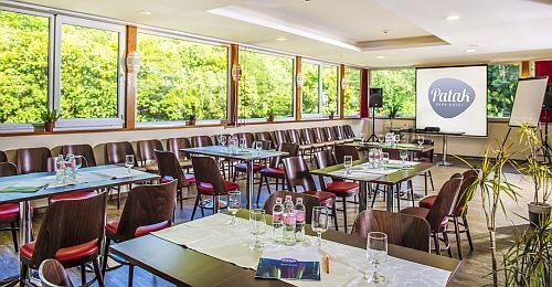 Konferenzesaal in Patak Park Hotel, in Visegrad, in der Nähe von Budapest