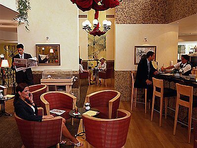 Hotel Mercure Buda - Café im I. Bezirk von Budapest, am Südbahnhof