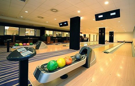 Forras Hotel Szeged - Bowling - Kurzurlaub in Szeged, Ungarn