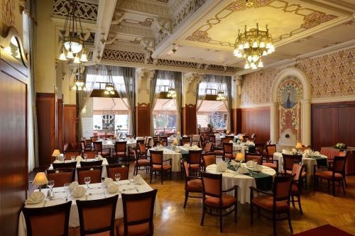 Hotel Palatinus - Pecs - Palatinus Grand Hotel -Ungarn - Restaurant